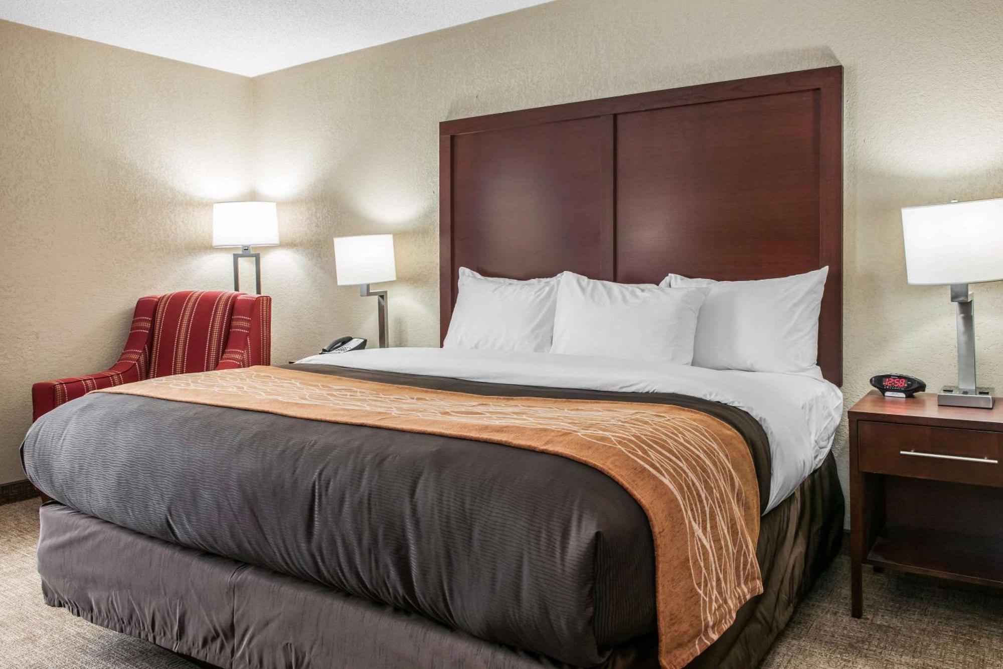 Comfort Inn Blue Ash North Bagian luar foto