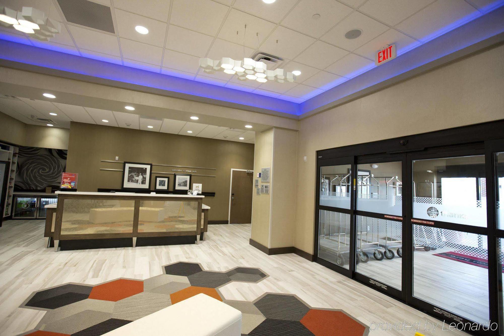 Comfort Inn Blue Ash North Bagian luar foto